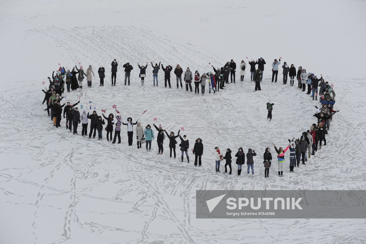 Flash mob to honor the signing of Kirkenes Declaration