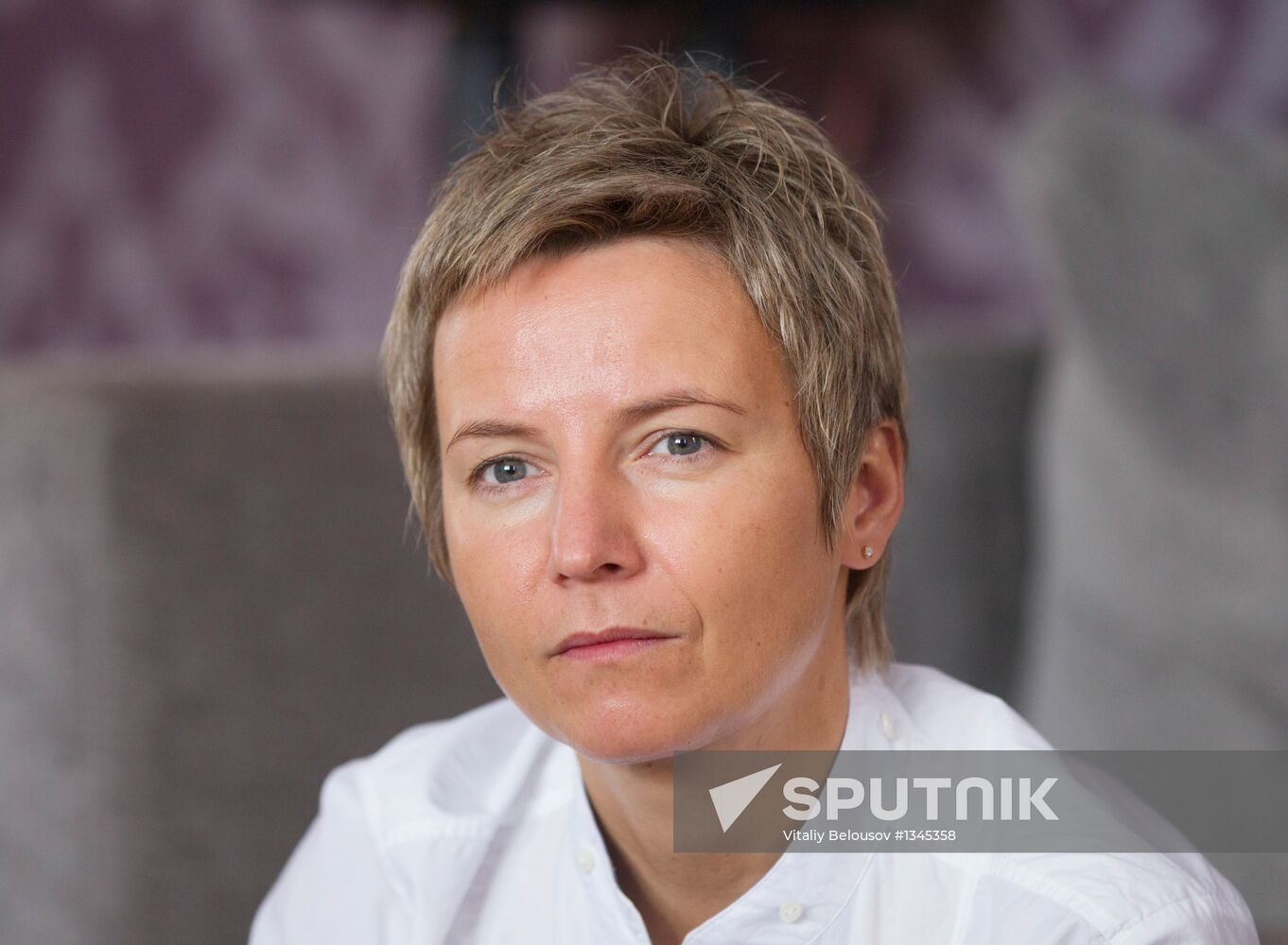 Singer Svetlana Surganova at home