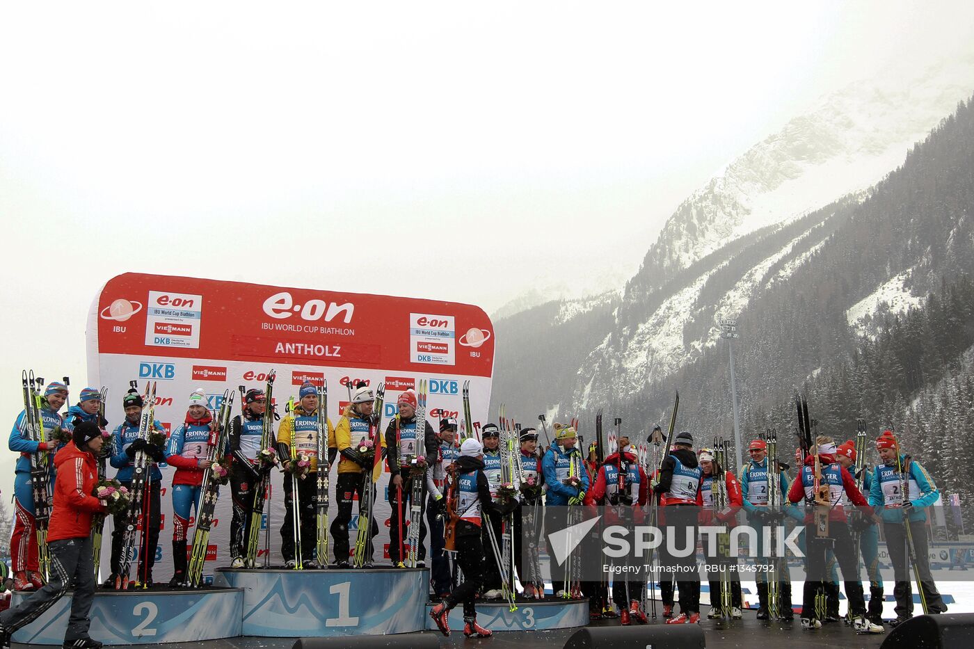 Biathlon 6th stage of World Cup. Women's Relay