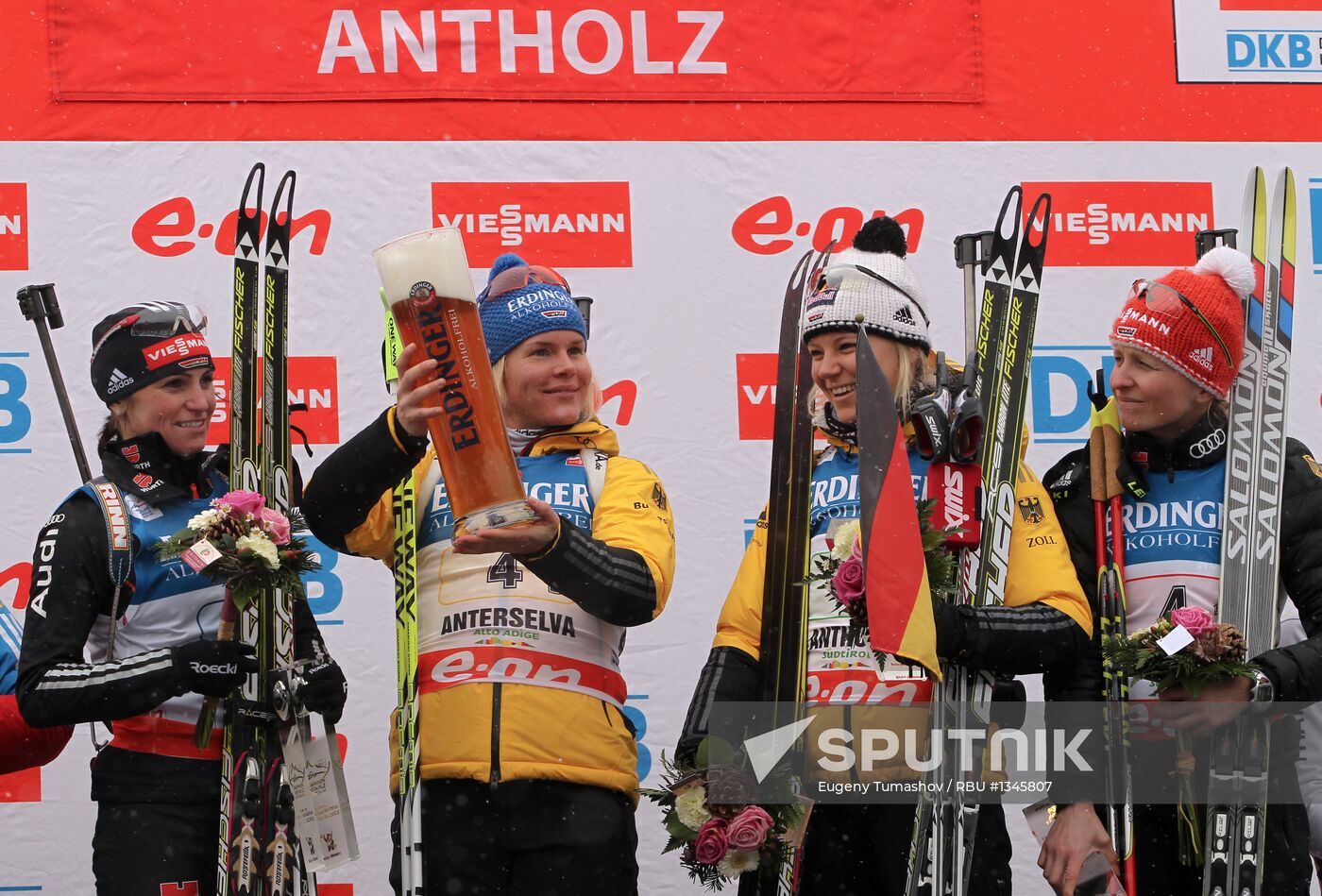 Biathlon 6th stage of World Cup. Women's Relay