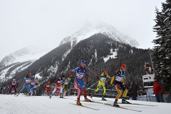 Biathlon 6th stage of World Cup. Women's Relay