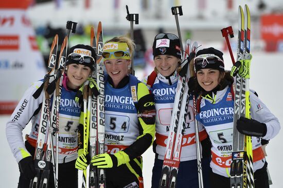 Biathlon 6th stage of World Cup. Women's Relay