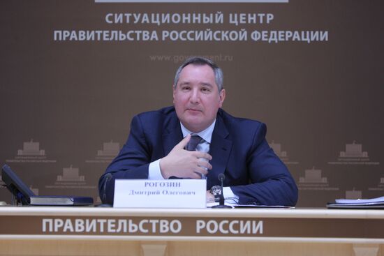 D.Rogozin holds MIC meeting on results of 2012 defense order