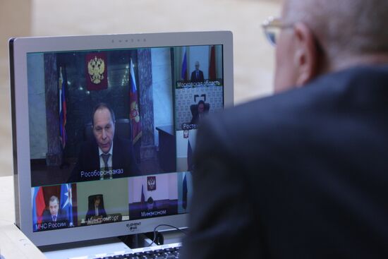 D.Rogozin holds MIC meeting on results of 2012 defense order