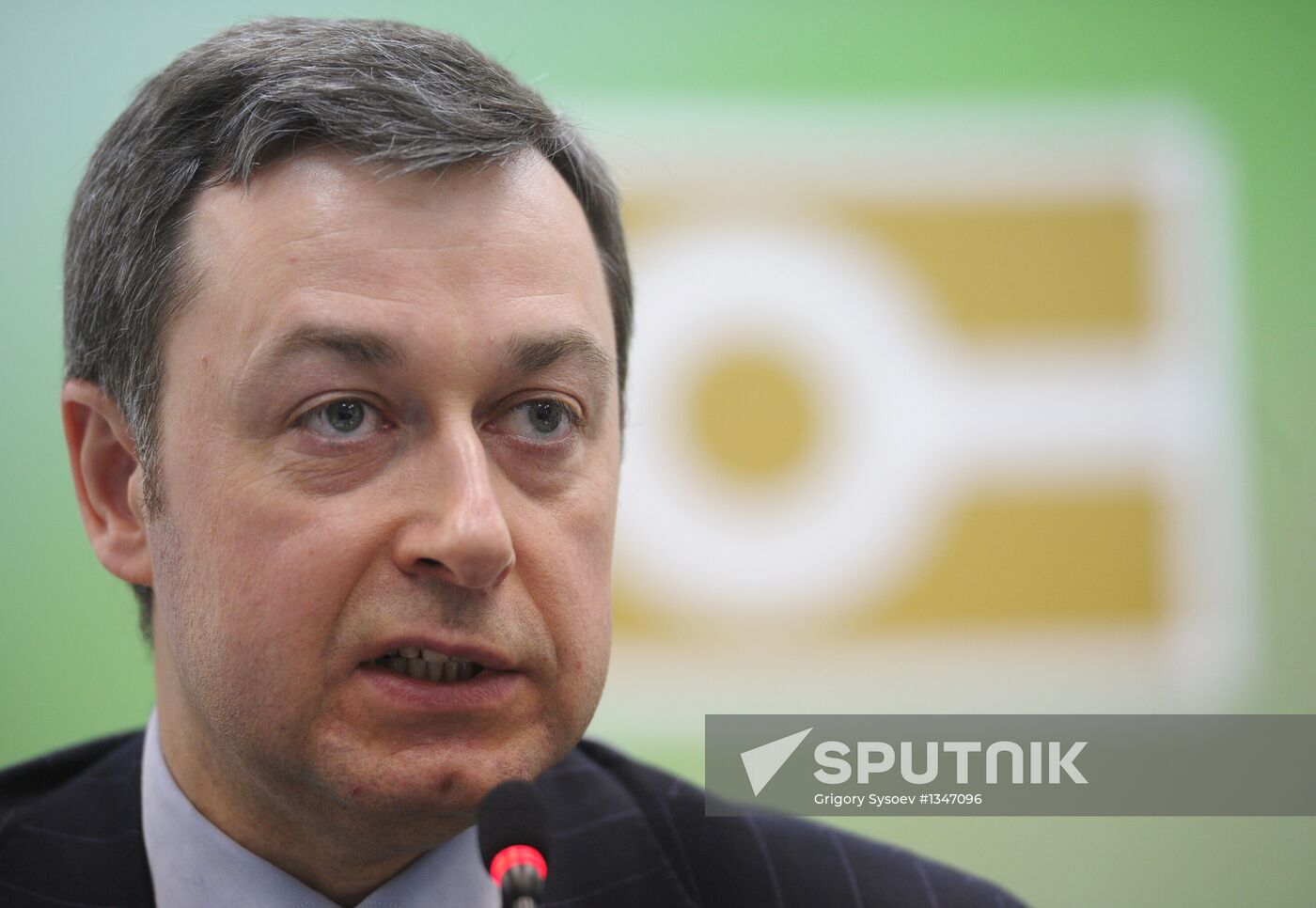 News conference on launch of biometric passports for Russians