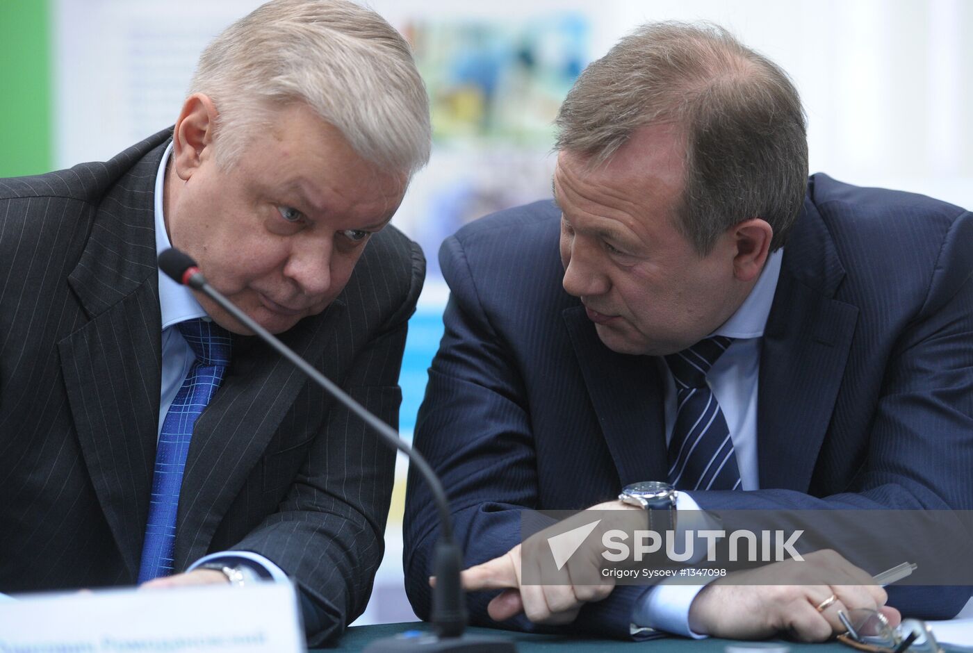 News conference on launch of biometric passports for Russians