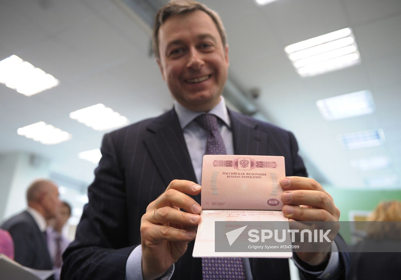 News conference on launch of biometric passports for Russians