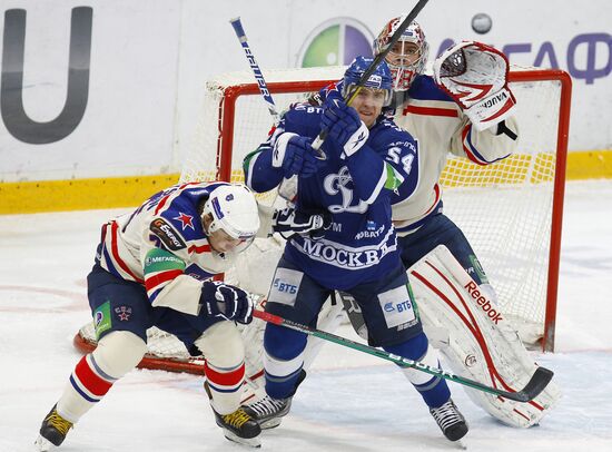 Kontinental Hockey League. Dynamo Moscow vs. SKA