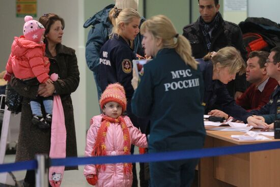 EMERCOM flights bring Russians home from Syria