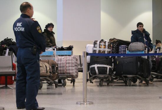 EMERCOM flights bring Russians home from Syria