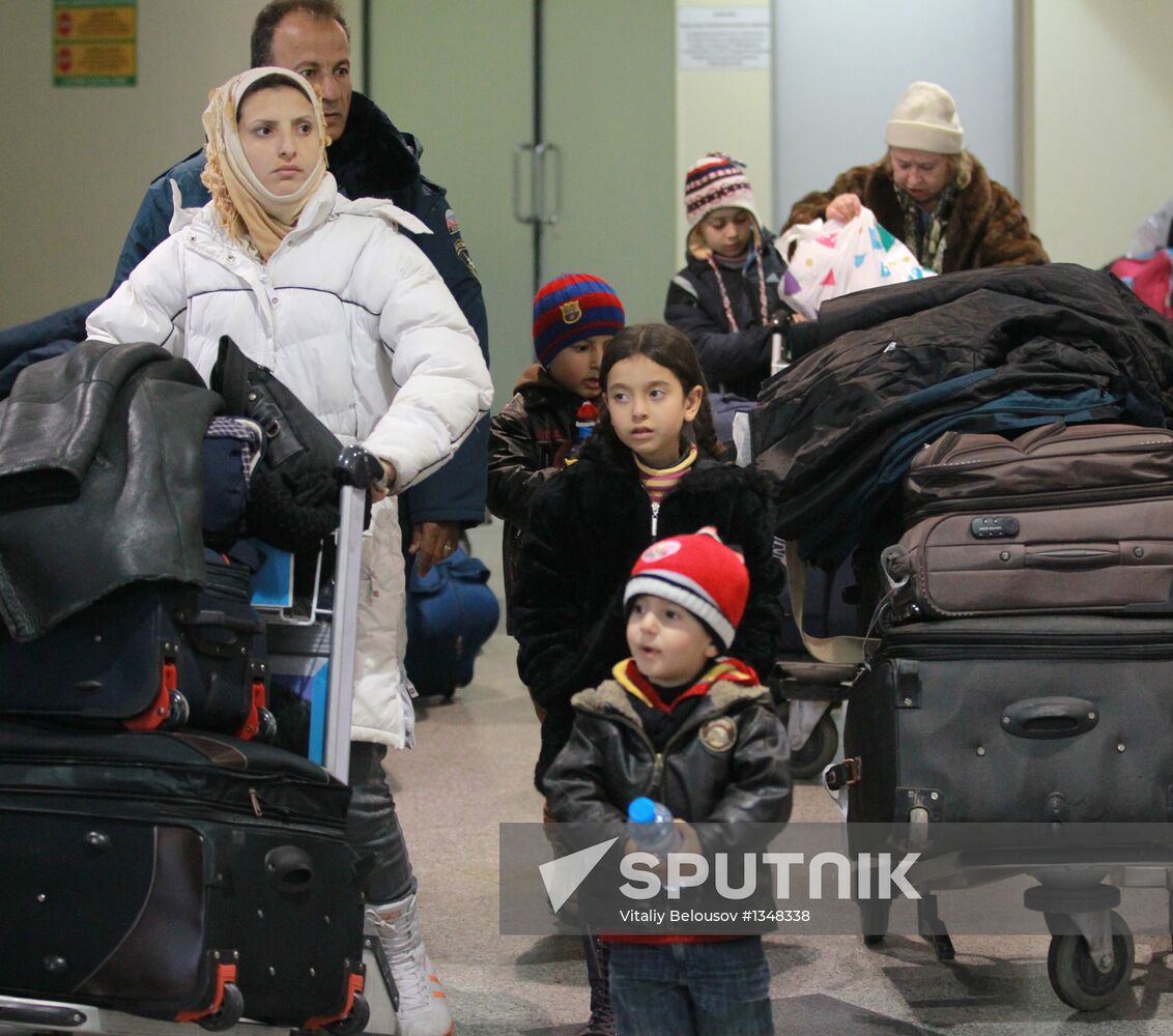EMERCOM flights bring Russians home from Syria