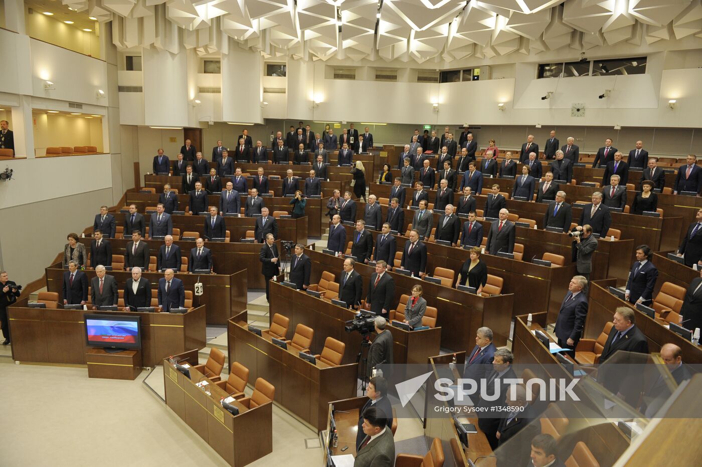 Federation Council holds first spring session meeting