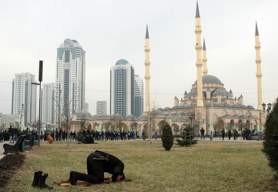 Prophet Muhammad relics arrive in Grozny