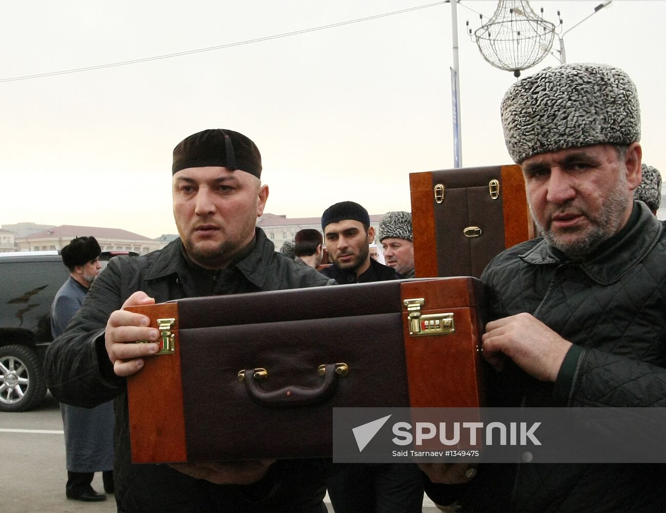 Prophet Muhammad relics arrive in Grozny