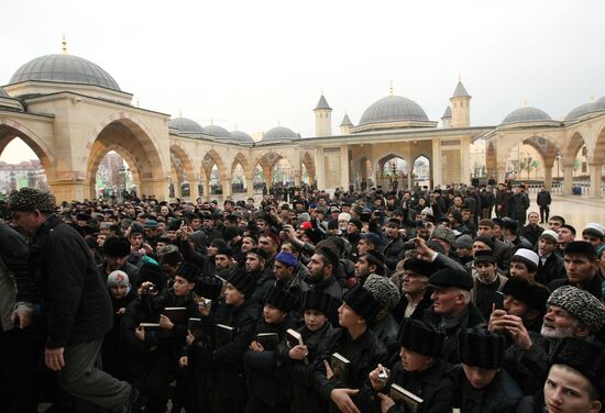 Prophet Muhammad relics arrive in Grozny