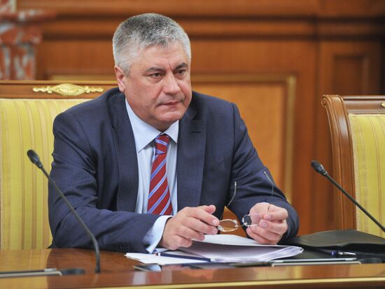 Government meeting on January 25, 2013