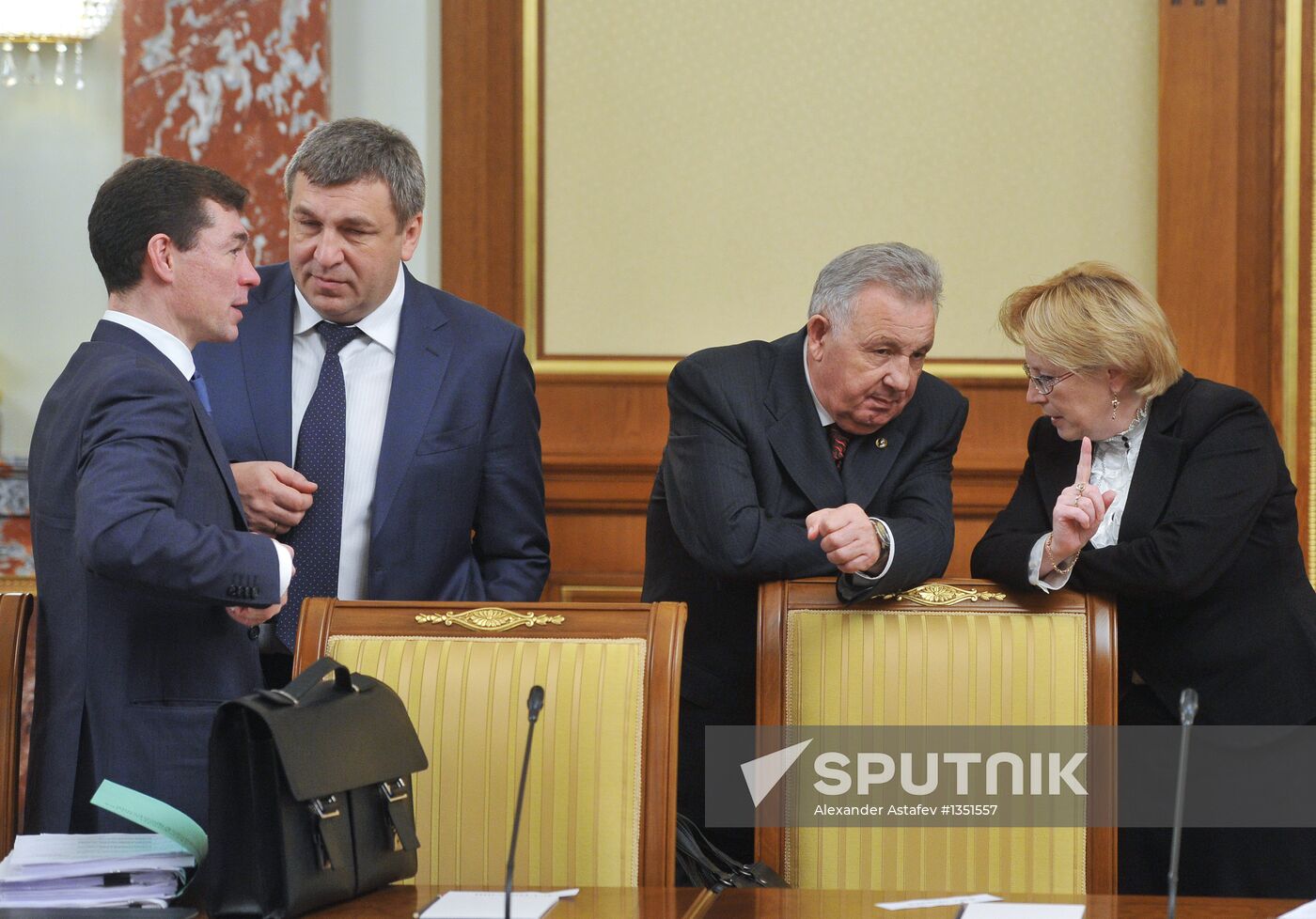 Government meeting on January 25, 2013