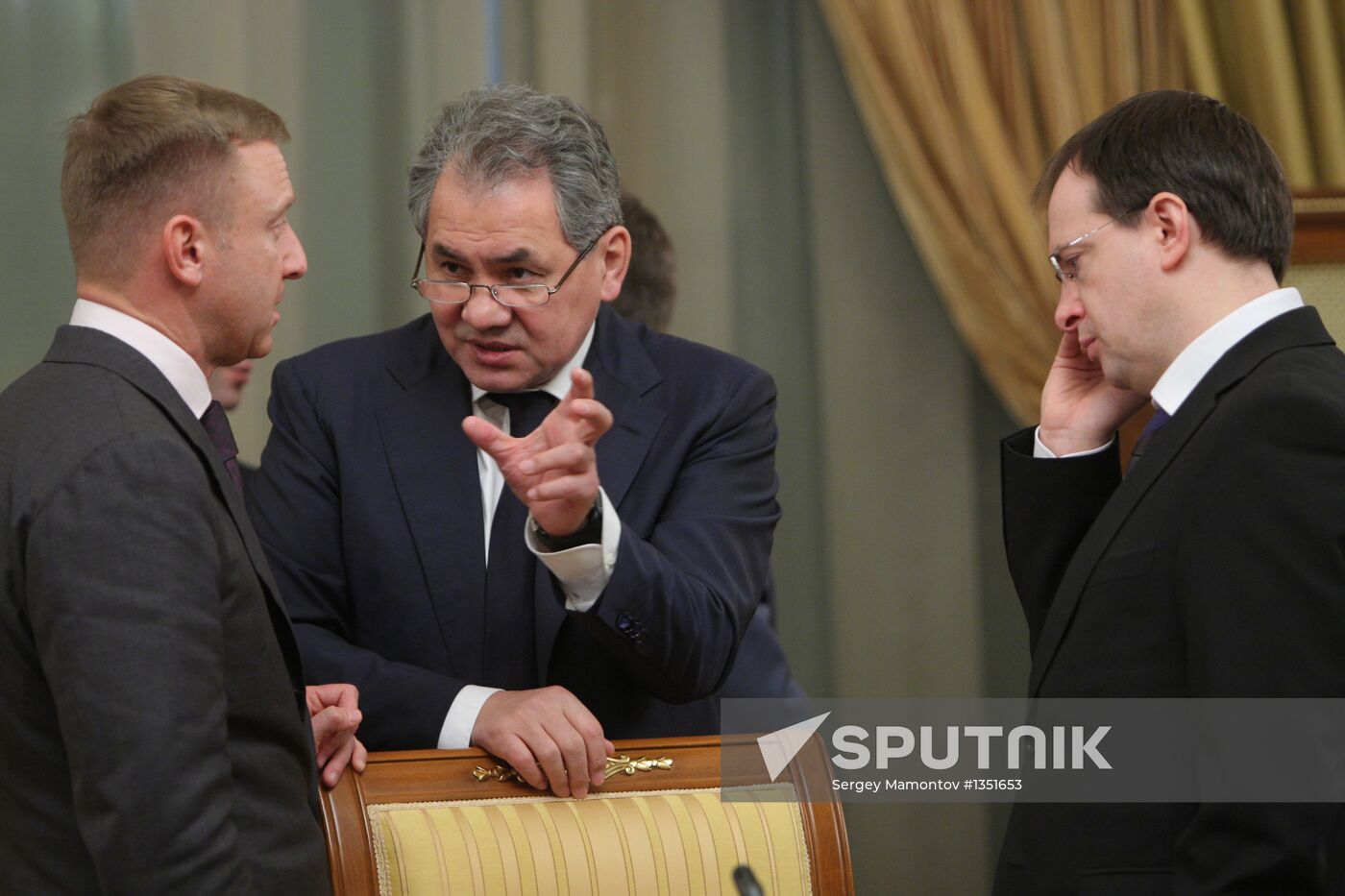 Government meeting on January 25, 2013