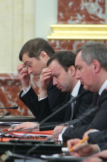 Government meeting on January 25, 2013