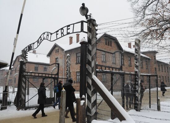 Opening of new Russian exhibition at Auschwitz museum
