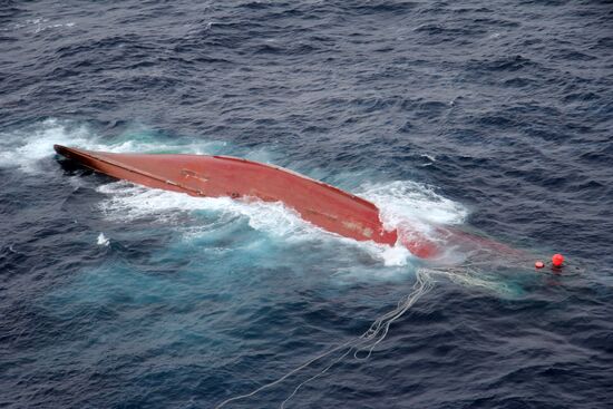 Search for sailors of Shans-101 ship that sank in Sea of Japan