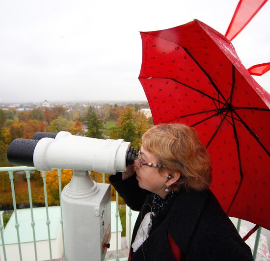 Viewing platform on roof of White Tower pavilion
