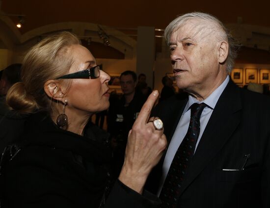 Silver Camera 2012 exhibition opens