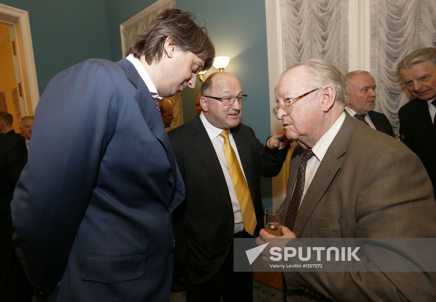 Audiobook about banker Viktor Gerashchenko presented in Moscow