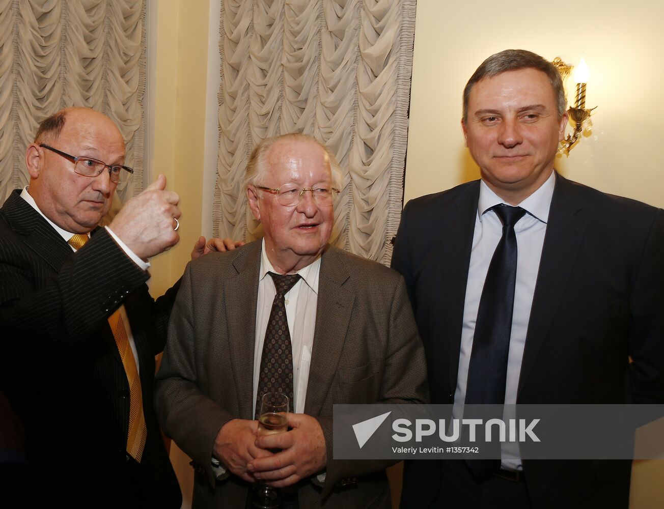 Audiobook about banker Viktor Gerashchenko presented in Moscow