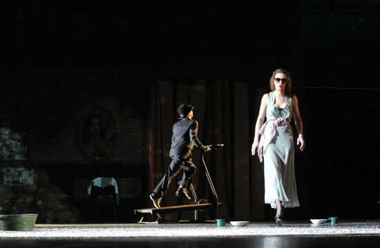 Rehearsal of "The Good Person of Szechwan" at Pushkin Theater