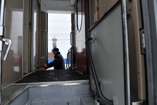 Travel from Moscow to Sochi by train