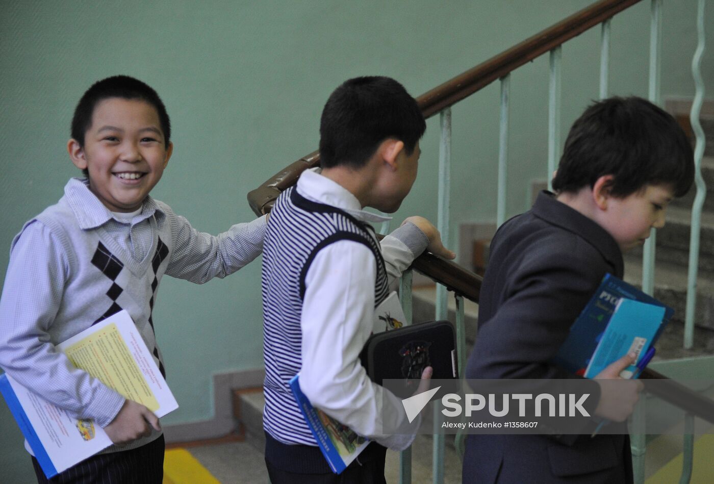 Migrants' children get education in Moscow