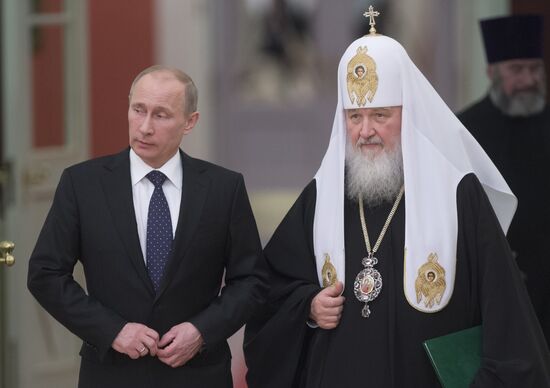Vladimir Putin meets with members of ROC Bishops' Council