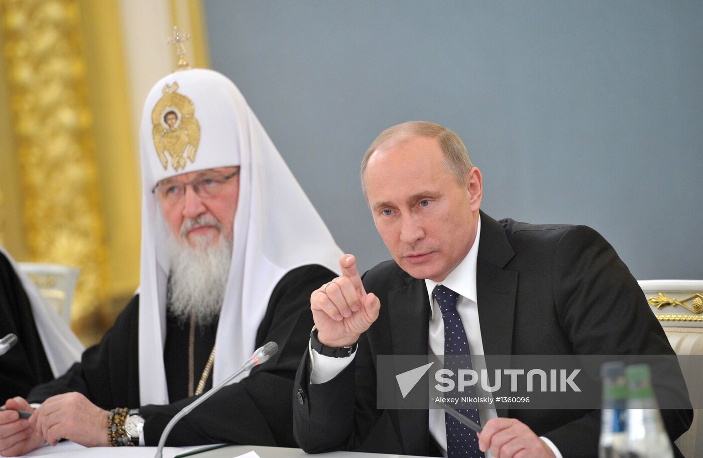 Vladimir Putin meets with members of ROC Bishops' Council