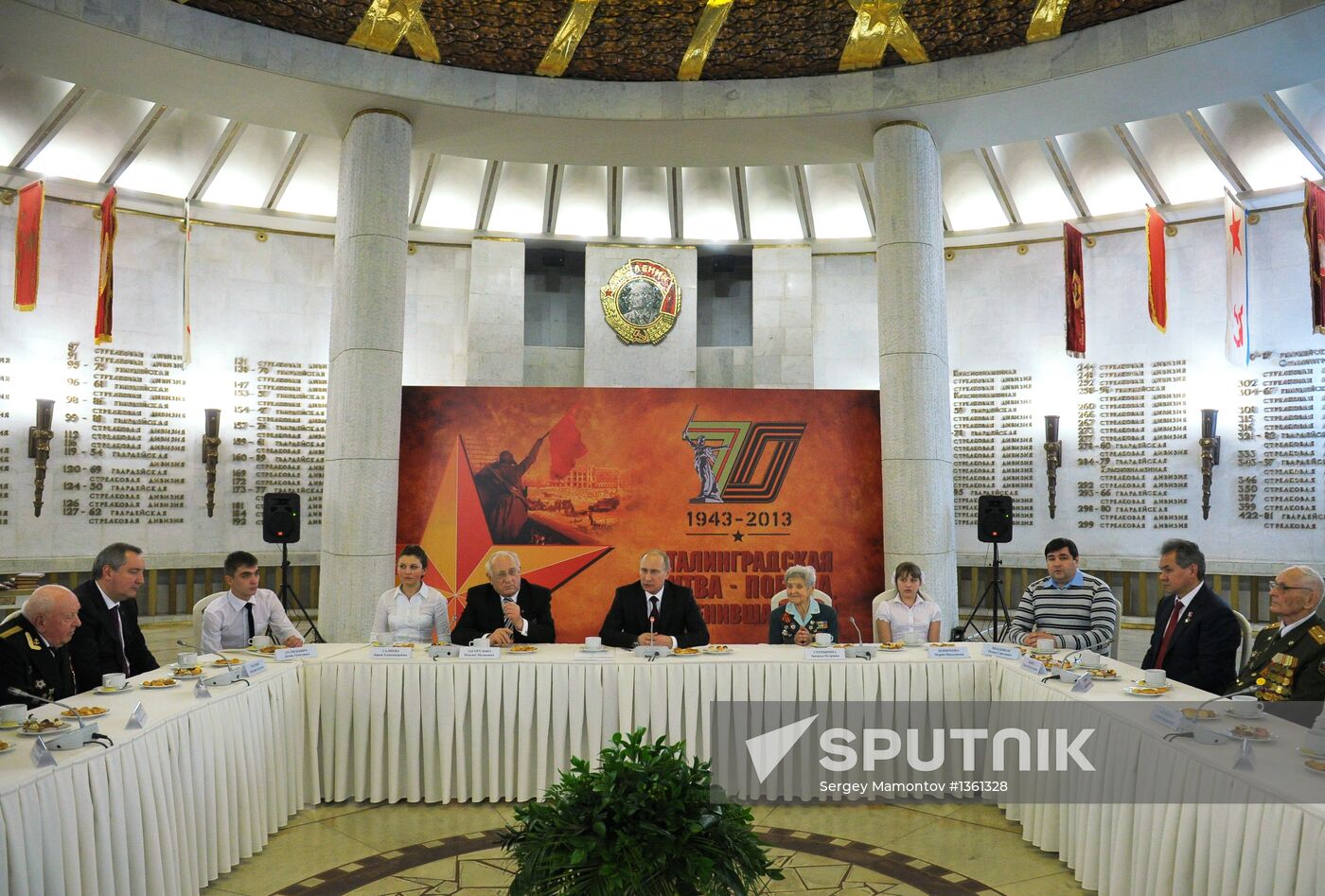 V. Putin at events on 70th anniversary of Stalingrad victory