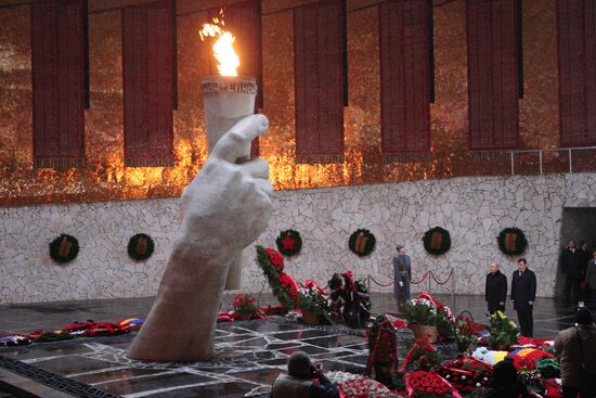 V. Putin at events on 70th anniversary of Stalingrad victory