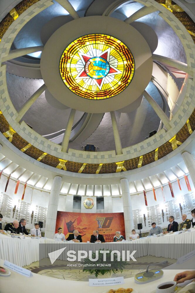 V. Putin at events on 70th anniversary of Stalingrad victory
