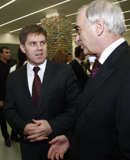 Azerbaijan Modern Art Exhibition opens in Moscow