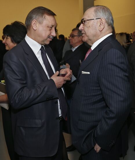 Azerbaijan Modern Art Exhibition opens in Moscow