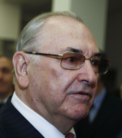 Azerbaijan Modern Art Exhibition opens in Moscow