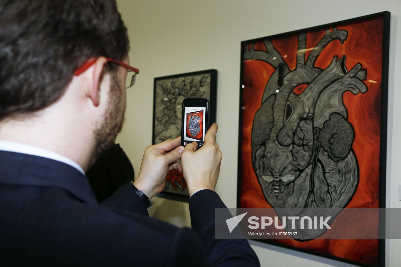 Azerbaijan Modern Art Exhibition opens in Moscow