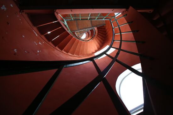 Operation of lighthouse in Baltiysk