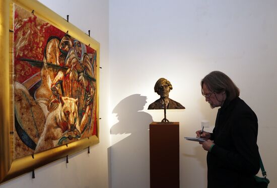 Sculptor Alexander Rukavishnikov's exhibition opens in Moscow