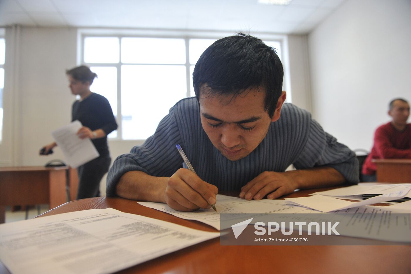 Russian language test for migrant workers