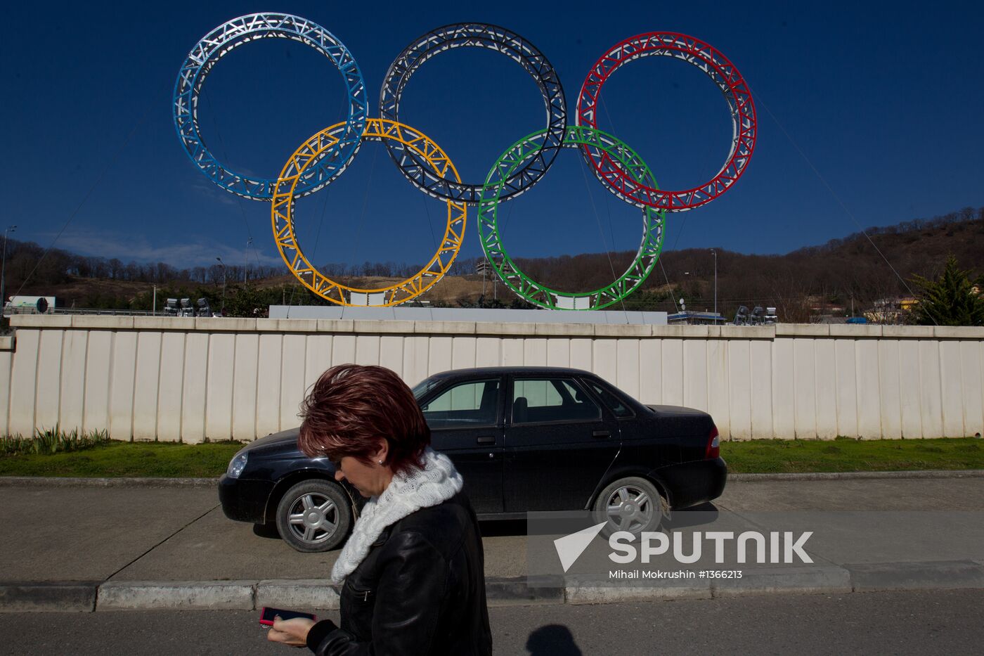 Olympic rings installed near Sochi Airport