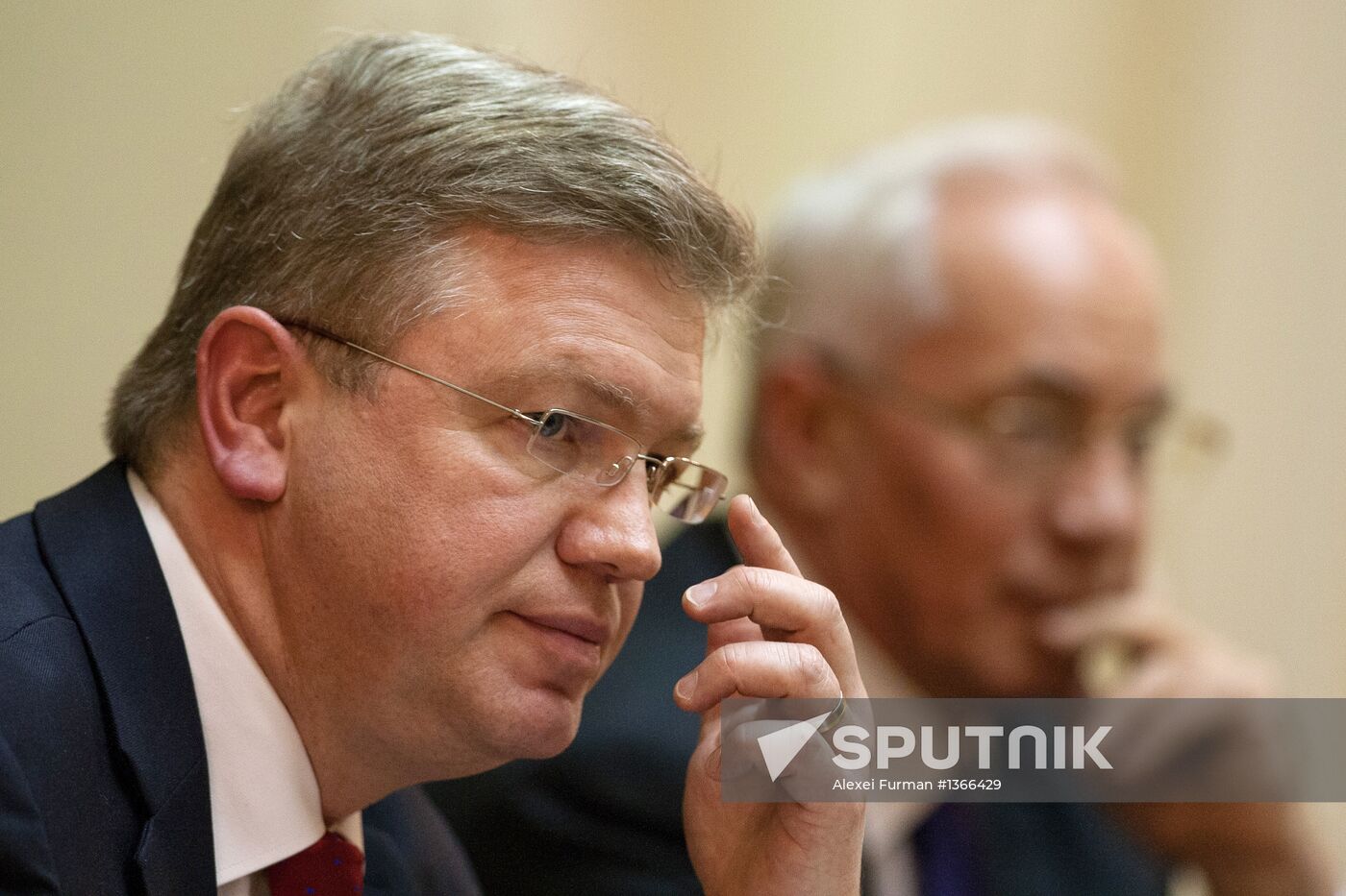 European Commissioner Stefan Fule meets with Ukraine's premier