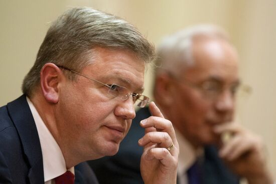 European Commissioner Stefan Fule meets with Ukraine's premier