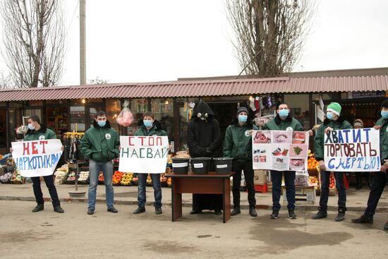 Members of Akhmat Movement hold anti-drug campaign in Grozny