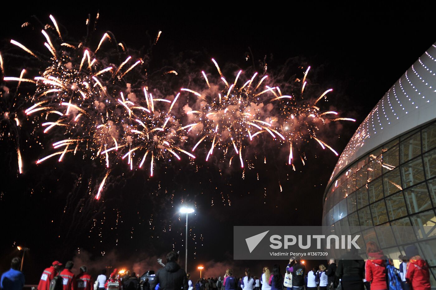 Ceremony marking year to go before 2014 Olympic Games