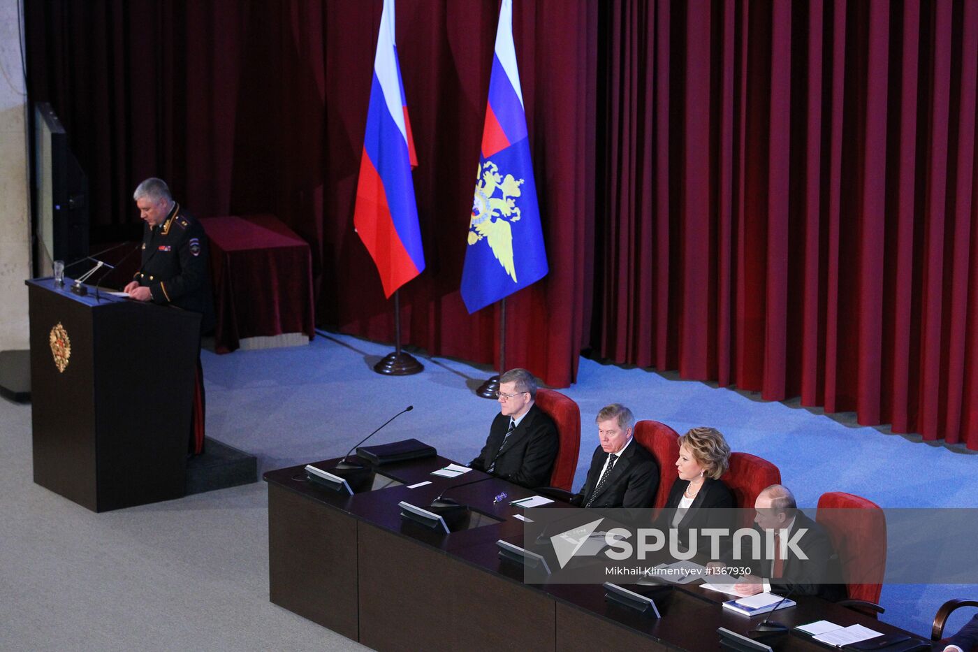 Putin speaks at expanded meeting of Interior Ministry Board